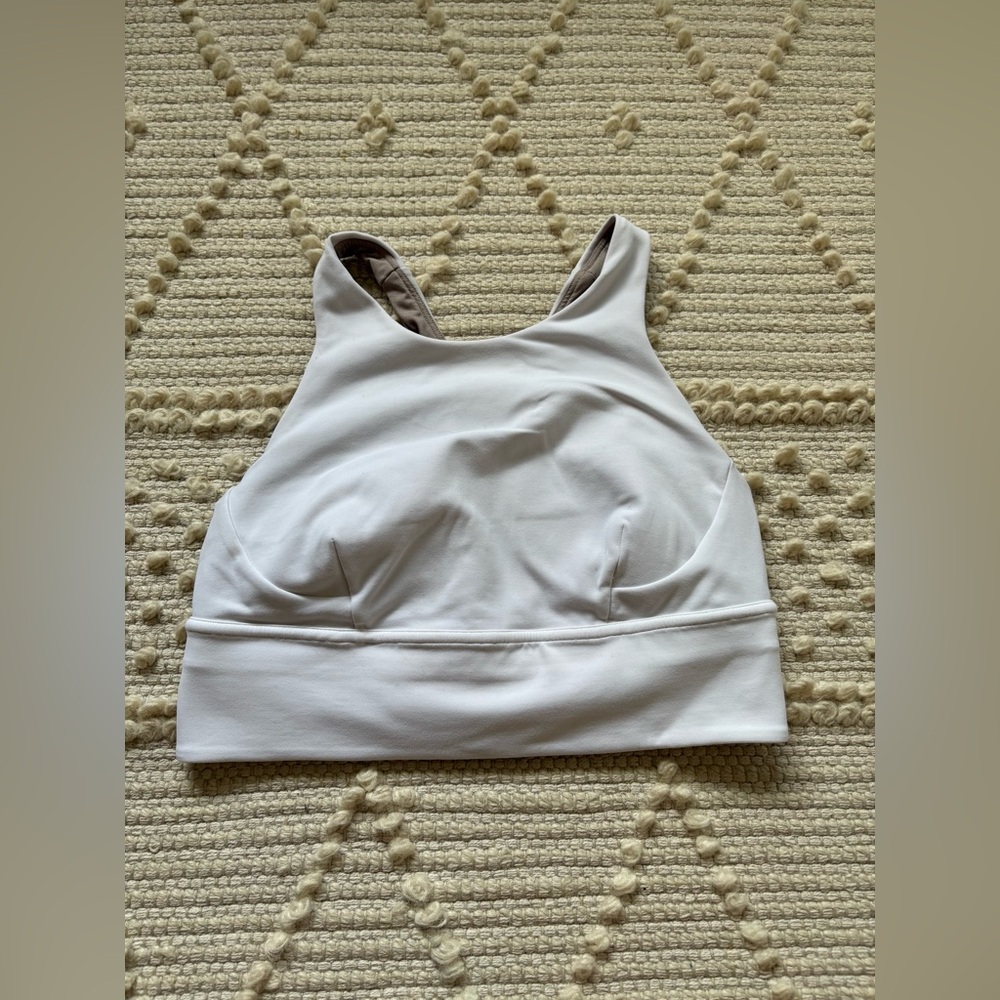 Lululemon size 8 bra